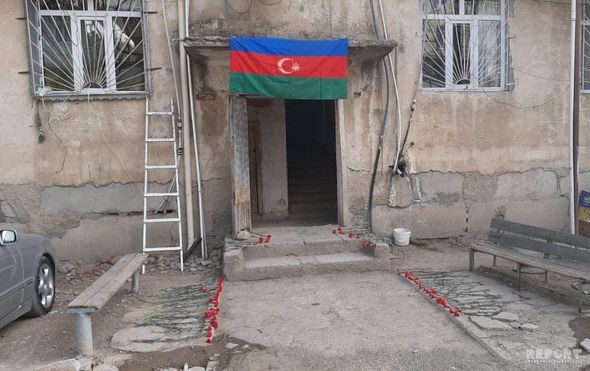 Gəncədə şəhidimizlə vida mərasimi keçirilir - FOTO