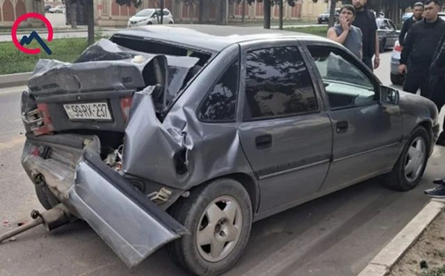 Maşınını təmir edərkən xəstəxanalıq oldu - Fotolar