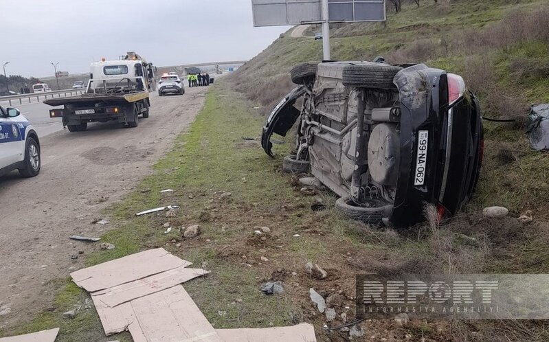 Bakı-Quba yolundakı yol qəzasında bir ailənin üç üzvü xəsarət alıb - FOTO