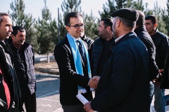 Ramin Məmmədov Sabirabadda ağacəkmə aksiyasında iştirak edib - FOTO