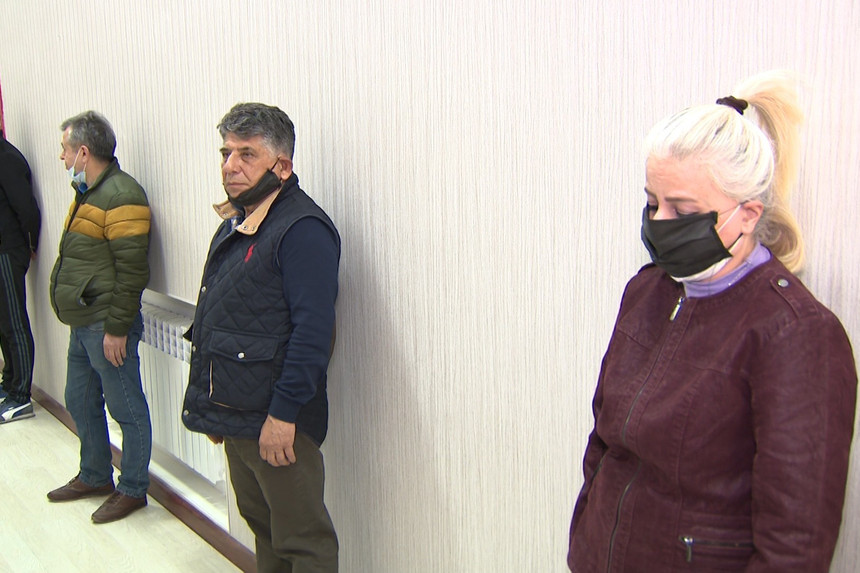 Bakının mərkəzindəki gözəllik salonu gizli işləyirmiş