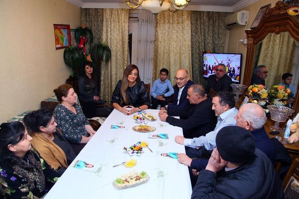 Könül Nurullayeva: Bir gənc olaraq insanların mənə ümid işığı kimi baxmasından gözəl missiya ola bilməz - FOTO