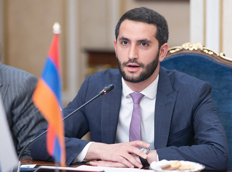 Rubinyandan müxalifətə ironik SUAL: 