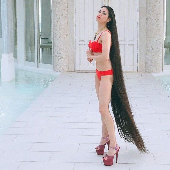 Yaponiyalı "Rapunsel" 15 ildir saçlarını kəsmir – FOTO