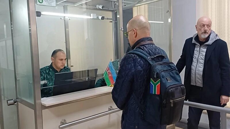 İrandan Azərbaycana 10-a yaxın diplomat təxliyə olunub