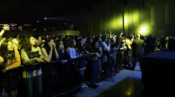 Bakıda konsert verən İrem Derici: "Bir azərbaycanlı ilə evlənəcəm"