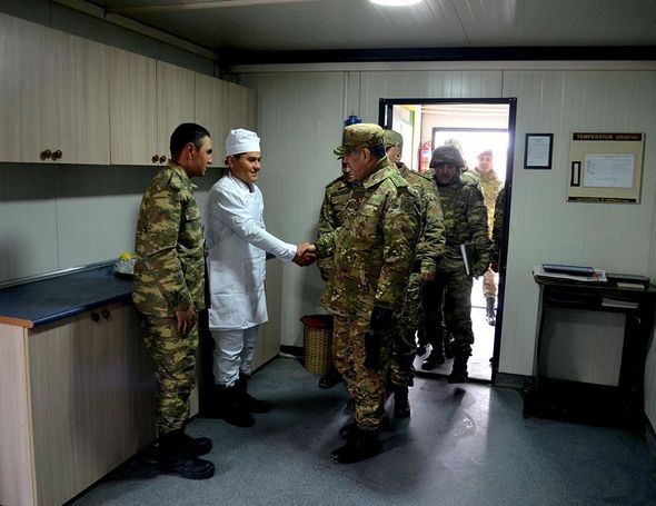 Zakir Həsənov Ermənistanla sərhəddə yerləşən bölmələrdə olub - FOTO/VİDEO