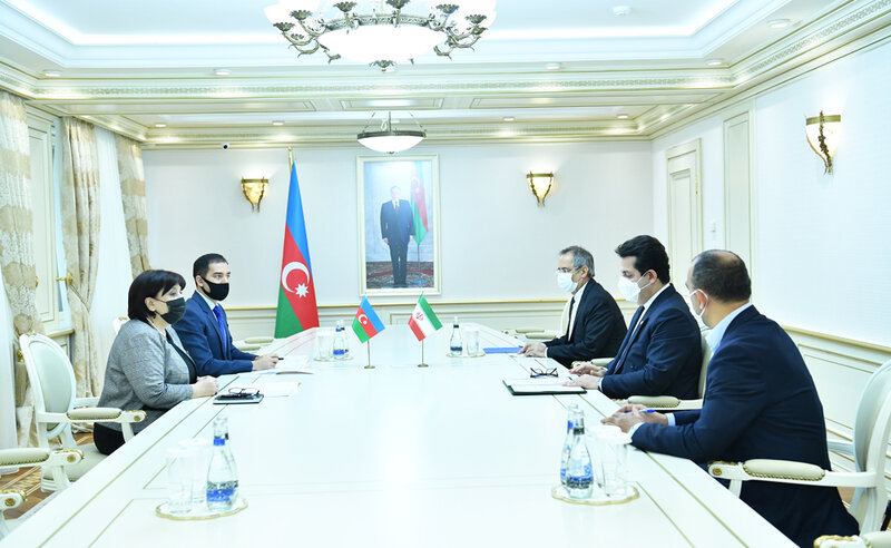 Sahibə Qafarova İran səfiri ilə müzakirələrdə