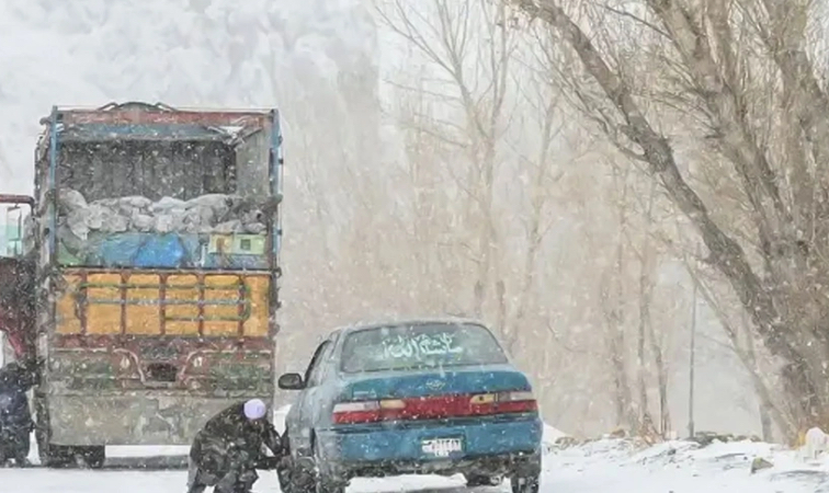 Əfqanıstanda üç gün ərzində yağan qar və leysan yağışlar 60-dan çox insanın həyatına son qoyub