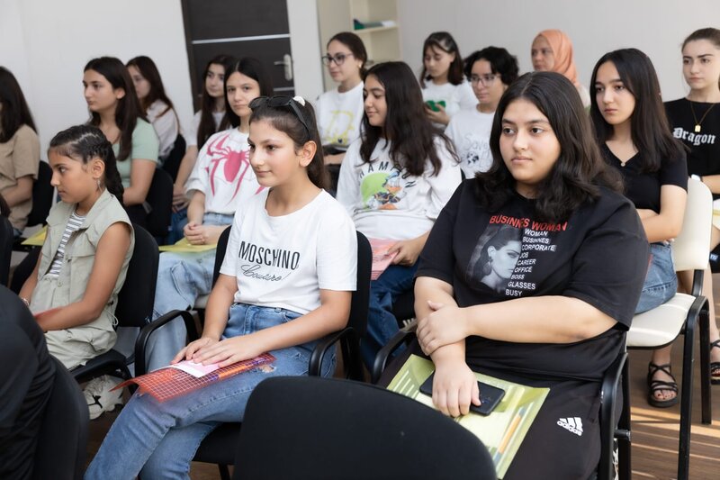 Xəzər rayonunda 'Ağ ölümlə mübarizə' layihəsi təqdim edildi - FOTO