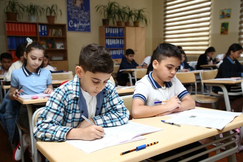 Lisey və gimnaziyalara qəbulun VI sinif şagirdlərilə məhdudlaşdırılmasına aydınlıq gətirilib