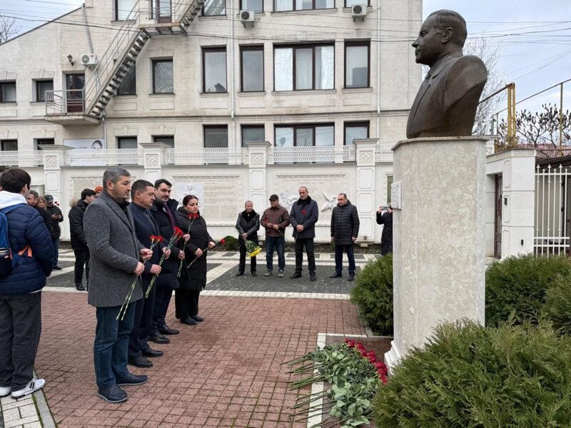 Moldovadakı Azərbaycan diasporu Heydər Əliyevin vəfatının ildönümünü qeyd etdi