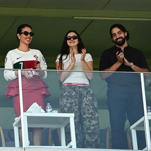 Corcina oğlunun oyununu izlədi - FOTOLAR