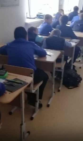 "Terrorçular" məktəbə soxuldu, şagirdin halı pisləşdi - FOTO
