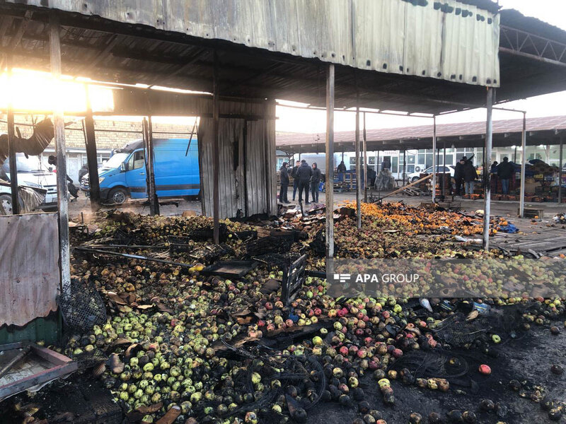 Sumqayıtda Əşya bazarında güclü yanğın - FOTOLAR