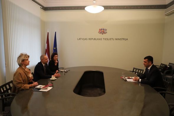 Azərbaycanlı hakim Latviya məhkəmə sistemində islahatlar aparır - FOTO