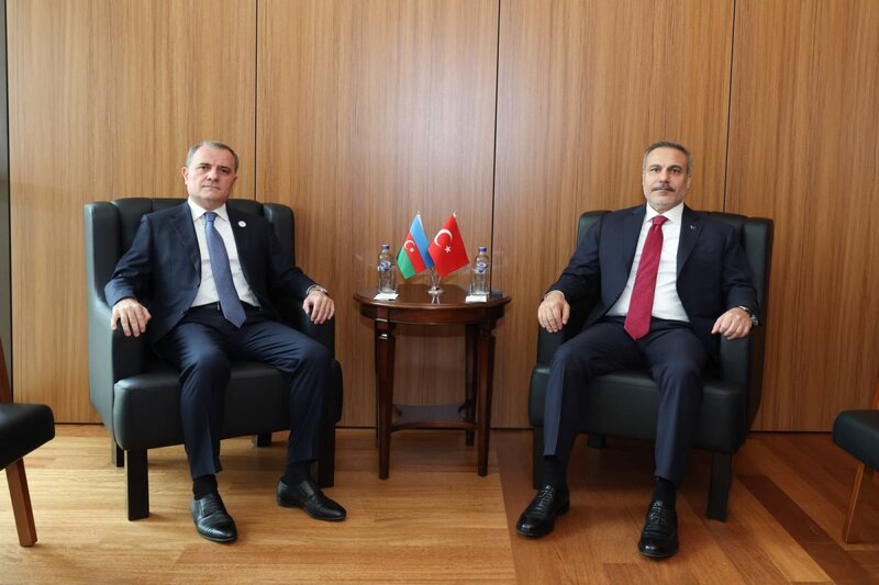 Ceyhun Bayramov Hakan Fidanla görüşdü – FOTOLAR