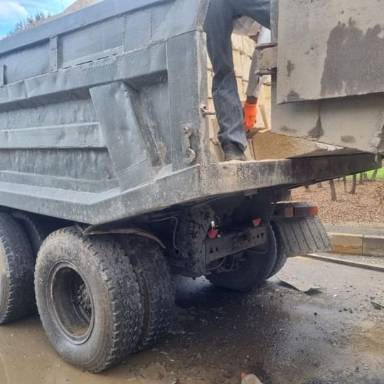 Mikroavtobus 'KamAZ'a çırpıldı - Ölən və yaralananlar var