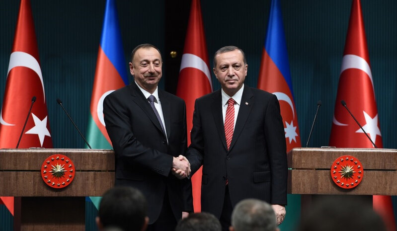 İlham Əliyev Ərdoğanla danışdı