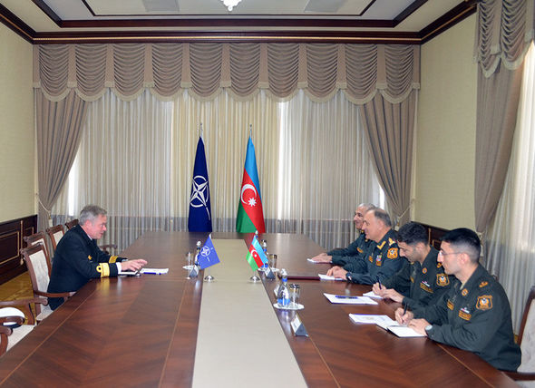 Kərim Vəliyev NATO-nun kontr-admiralı ilə görüşüb - FOTO