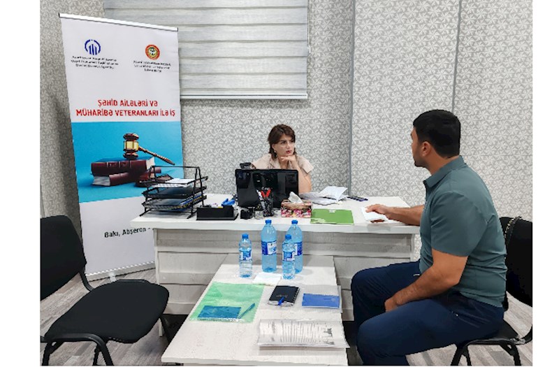 Şəhid ailələri və müharibə veteranları ilə iş adlı layihə davam edir — FOTOLAR