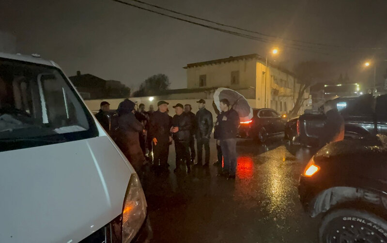 Eldar Əzizov və Zaur Mikayılov həmin evin söküldüyü yerə baxış keçirdilər - Foto