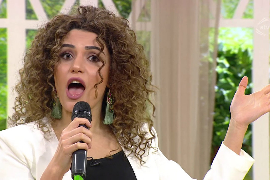 Çinarənin səsi batdı: "Ciddi problem var, danışa bilmirəm"