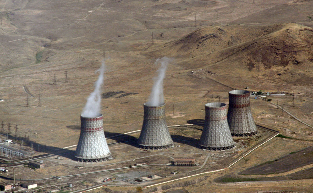 Prezidentin köməkçisi: "Ermənistan "Metsamor"u siyasi şouya çevirir