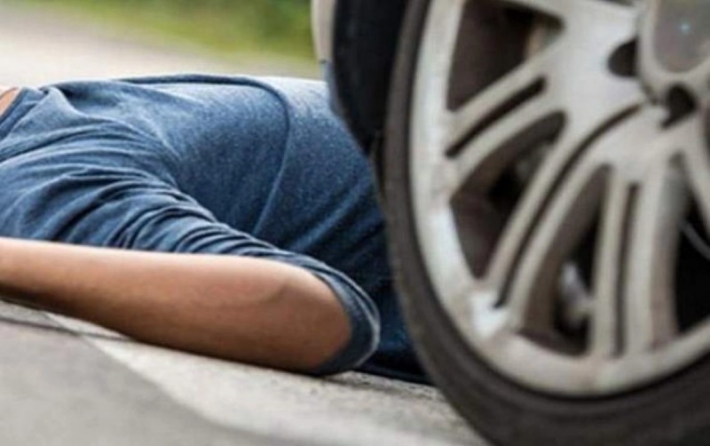 78 yaşlı kişini maşın vurub öldürdü