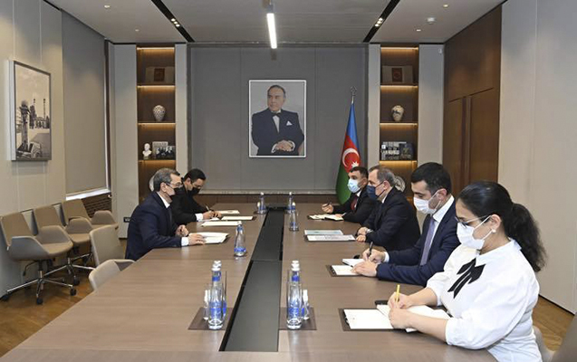 Ceyhun Bayramov yeni səfiri qəbul etdi