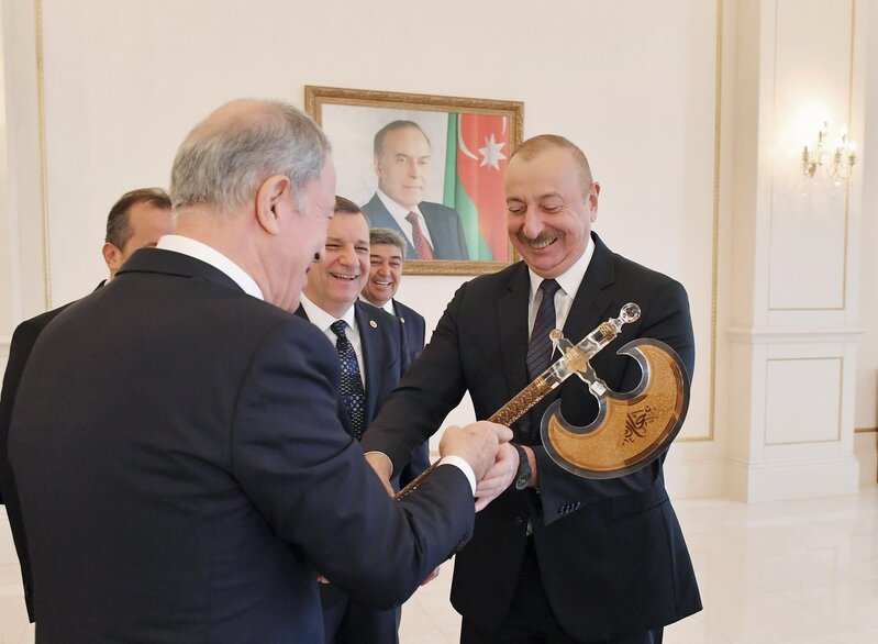 İlham Əliyev Hulusi Akarı qəbul etdi - FOTOLAR