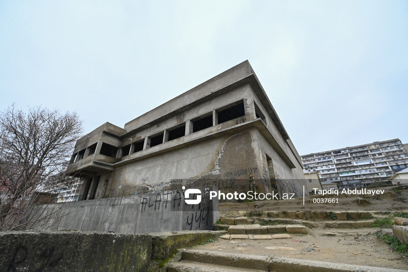 Narkomanların yuvasına çevrilən yarımtikilidən FOTOREPORTAJ