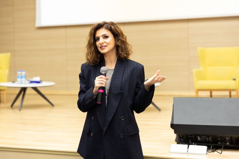 Yelo Bank-da ilk 'Yelo İnvestisiya Paneli' keçirildi - FOTOLAR