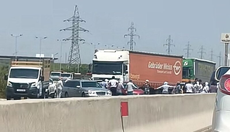 Yolu bağlayanlar 
