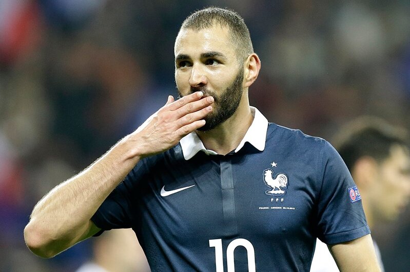 Benzema millidəki karyerasını başa vurdu