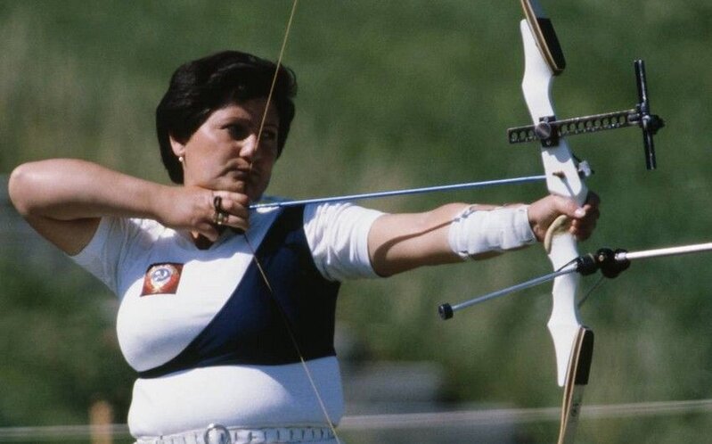 Olimpiya çempionu vəfat etdi