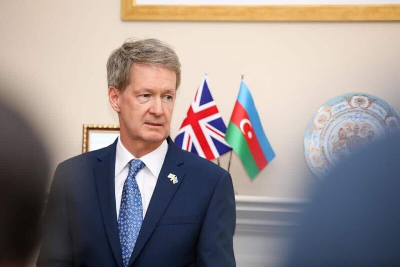 Böyük Britaniya səfiri Azərbaycan xalqını təbrik etdi - FOTO