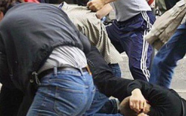 Yeni il gecəsi Moskvada miqrantlar arasında kütləvi dava - Bıçaqlananlar var