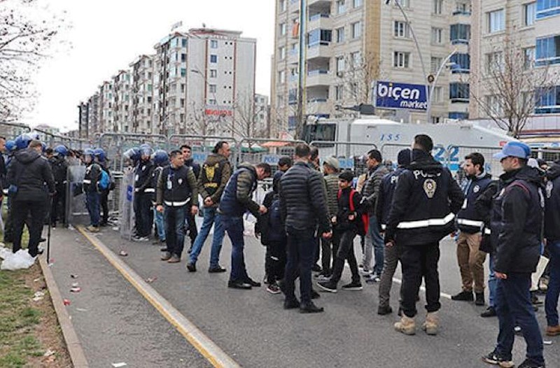 Novruz tədbirində təxribat - 5 polis yaralandı