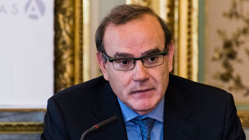 Enrike Mora: 