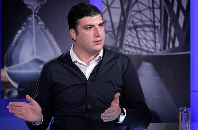Ermənistan Müdafiə Nazirliyi işə qəbul bürosudur - Erməni politoloq etiraz edir