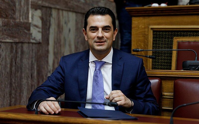 Yunanıstanın energetika naziri Bakıya səfərini TƏXİRƏ SALDI