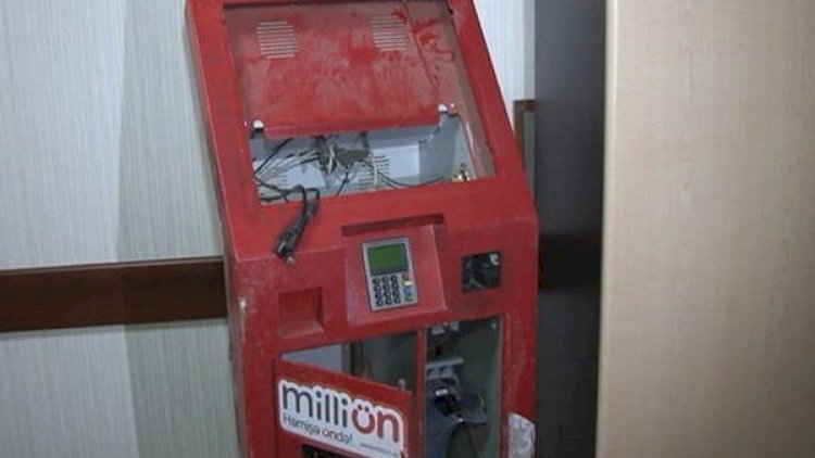 Suraxanıda ödəmə terminalından pul oğurlandı