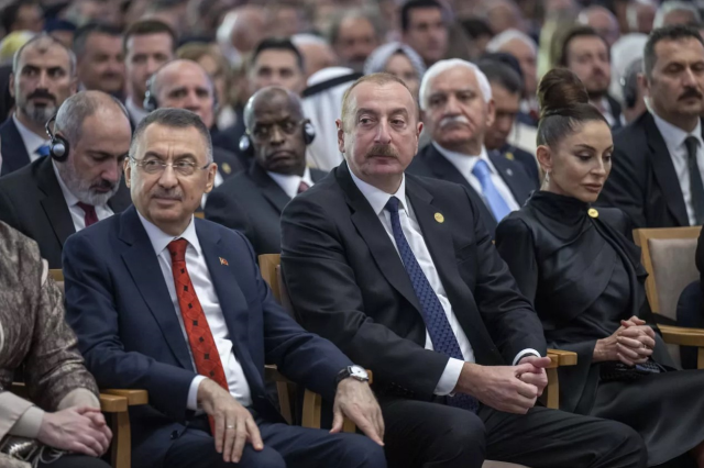 Paşinyan niyə ikinci sırada oturmuşdu? - Mirzoyan Türkiyədəki 