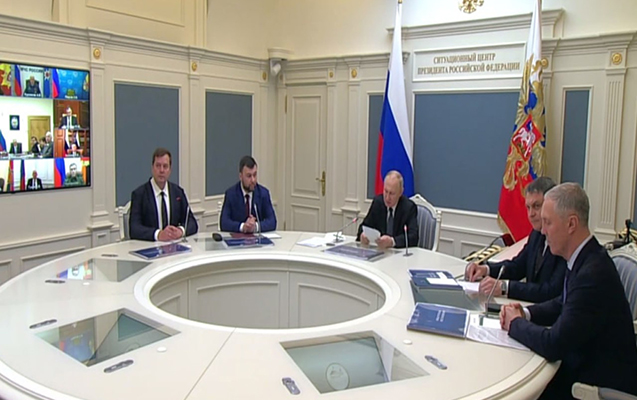 Putin Təhlükəsizlik Şurasının müşavirəsini keçirir
