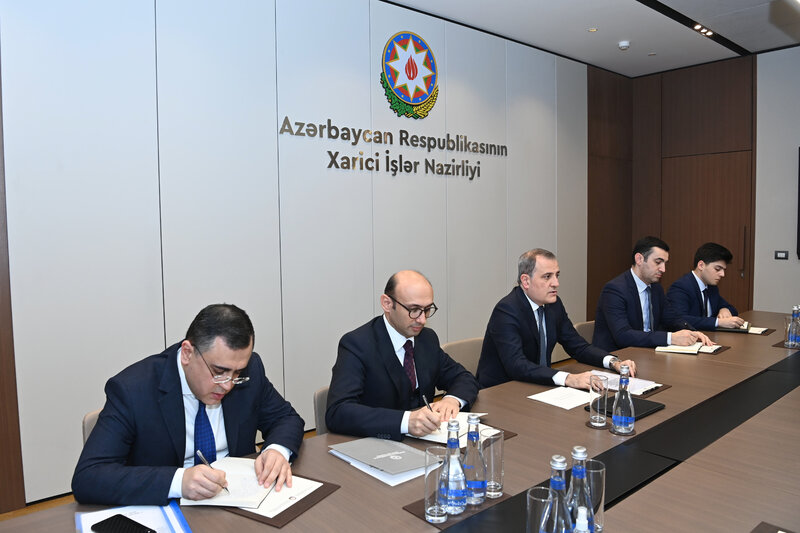Ceyhun Bayramov Fransanın yeni səfiri ilə görüşdü