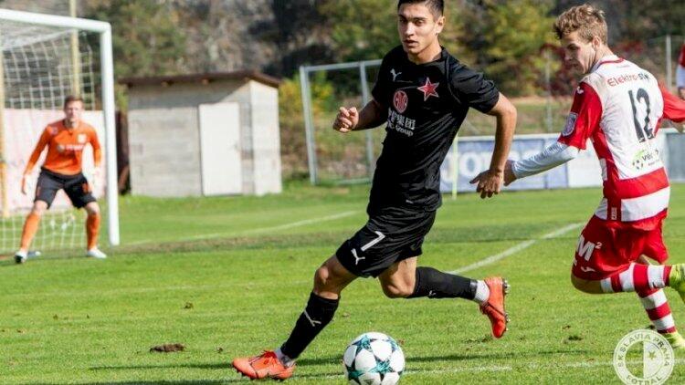 Azərbaycanlı futbolçu Çexiyada 2 qol vurdu