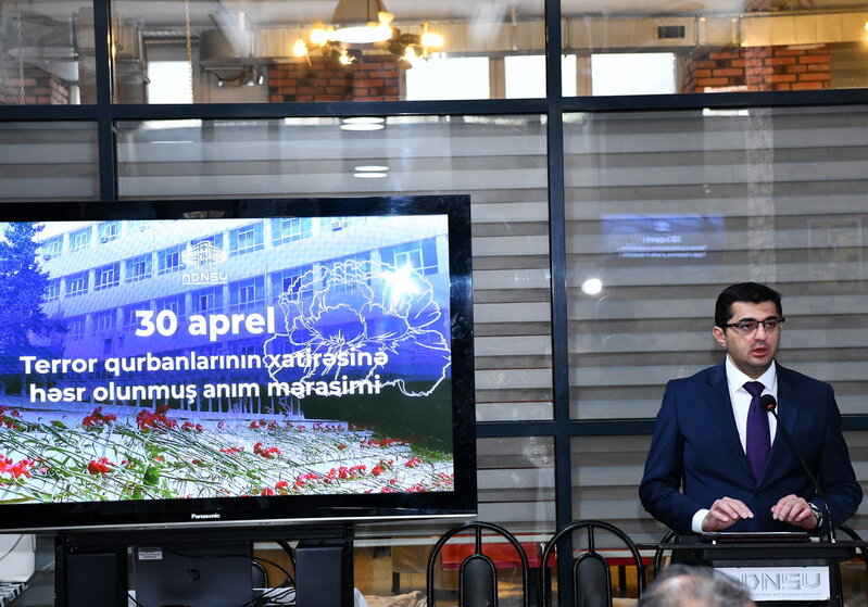 ADNSU-da 30 aprel terror qurbanları anılıb - FOTOLAR