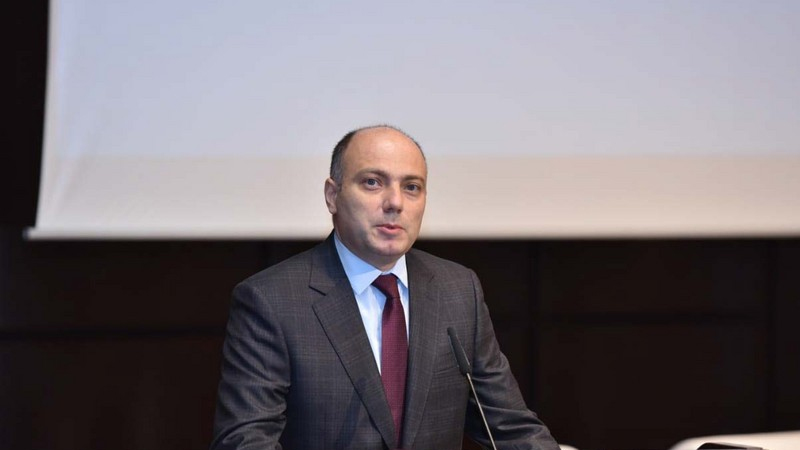 Nazir bir müddət əvvəl vəzifə verdiyi şəxsi işdən çıxardı - YENİ TƏYİNAT