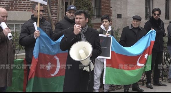 Vaşinqtonda Ermənistan səfirliyinin qarşısında "Xocalıya ədalət" tələb edildi - FOTO